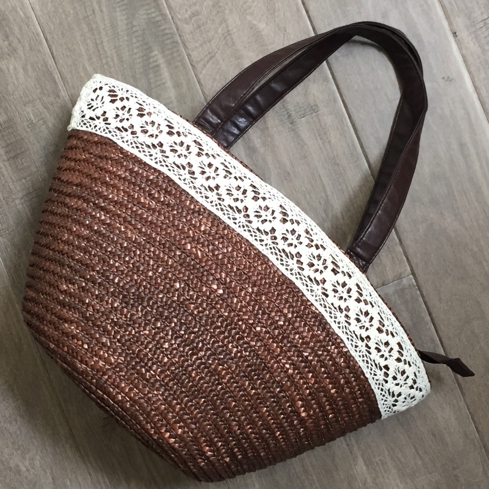 Brown Woven Basket Tote w/Cotton Crochet Lace Trim